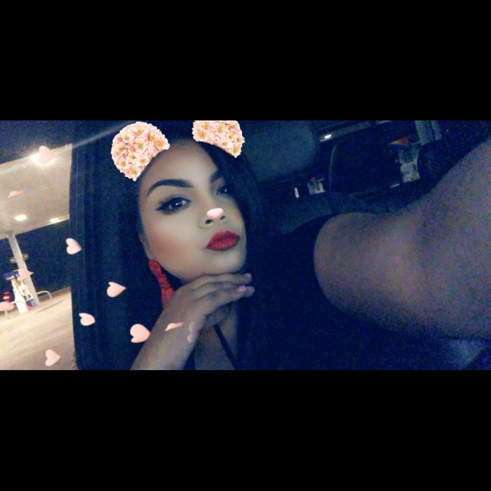 Meet your Posher, Erica